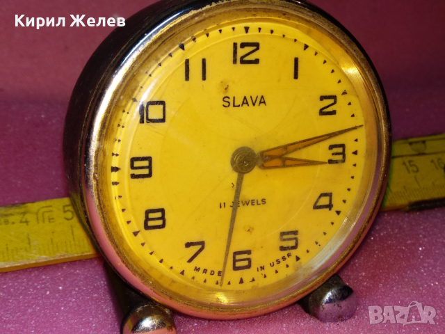 SLAVA MADE in USSR Стар КОЛЕКЦИОНЕРСКИ РУСКИ БУДИЛНИК МЕХАНИЧЕН НАСТОЛЕН ЧАСОВНИК СЛАВА СССР 30775, снимка 2 - Антикварни и старинни предмети - 44548987