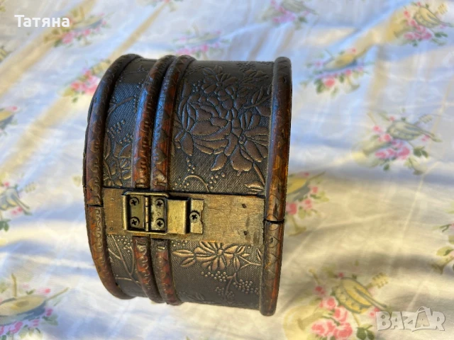 Голяма кутия за бижута винтидж от дърво и кожа, снимка 4 - Други - 50599474