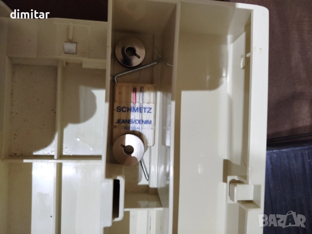 Метална шевна машина BERNETTE  330, снимка 5 - Шевни машини - 52466943