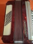 Акордеон Велтмайстер 48 баса с куфар, снимка 1