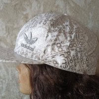 Adidas- L- Нова оригинална шапка с козирка - бяла със сребристо  бродирано лого  и надписи, снимка 3 - Шапки - 41512871