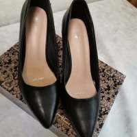 Дамски черни обувки ток 7см, снимка 1 - Дамски обувки на ток - 42169334