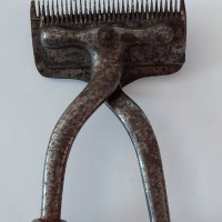  Странна Стара машинка за подстригване, снимка 4 - Други ценни предмети - 41100214