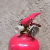 Пожарогасител за кола 1КГ, снимка 2 - Аксесоари и консумативи - 44838013