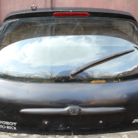 Заден черен капак багажник Пежо 206 1.4 75кс 2врати 02г Peugeot 206 1.4 75hp 2002, снимка 1 - Части - 44745789