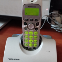 Безжичен телефон Panasonic KX-TCD440ES, снимка 1 - Стационарни телефони и факсове - 44794654