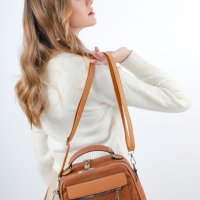 Дамска чанта с две прегради, снимка 2 - Чанти - 44265911