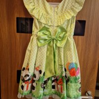 Зелена детска рокля, снимка 2 - Детски рокли и поли - 40897429