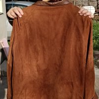 Продавам дамско велурено яке, снимка 1 - Якета - 40472014
