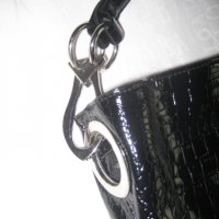 Черна   ежедневна чанта, снимка 4 - Чанти - 34467808