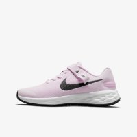 Дамски маратонки Nike Revolution 6, снимка 1 - Маратонки - 44412835