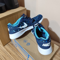 Nike 42 номер , снимка 4 - Маратонки - 44835663