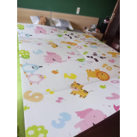 4137 Сгъваемо детско килимче за игра, топлоизолиращо 180x200x1cm - Жираф и Цифри, снимка 6 - Други - 44615700
