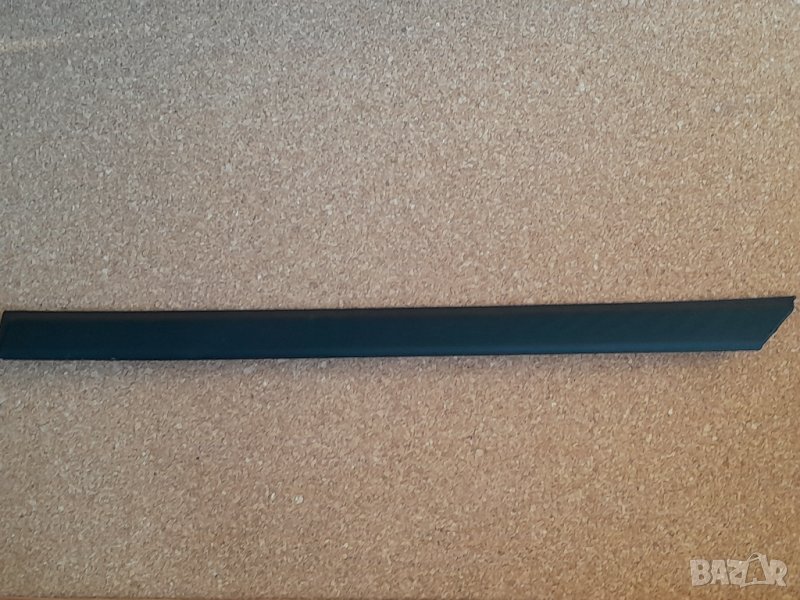 Лайсна пластмасова за задна лява врата VW GOLF 3 5880425, снимка 1