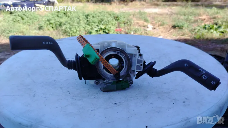 Лостче за мигач и чистач за 30808928 OEM Volvo V40 , снимка 1