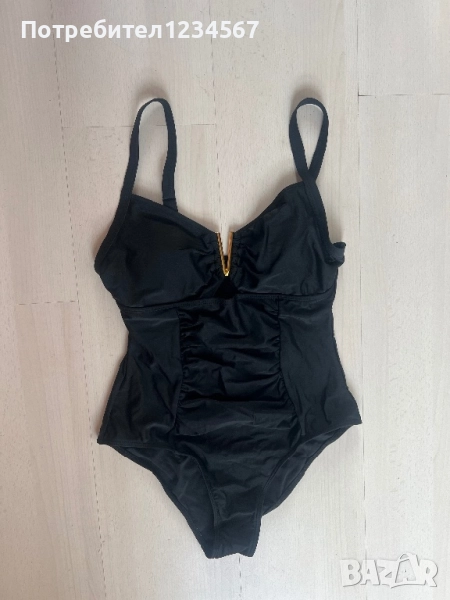 НОВ цял бански, снимка 1