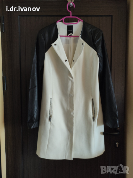 дълго бяло сако с кожени ръкави, снимка 1