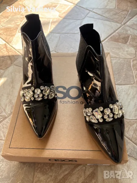 Боти от лак с камъни на Asos, снимка 1
