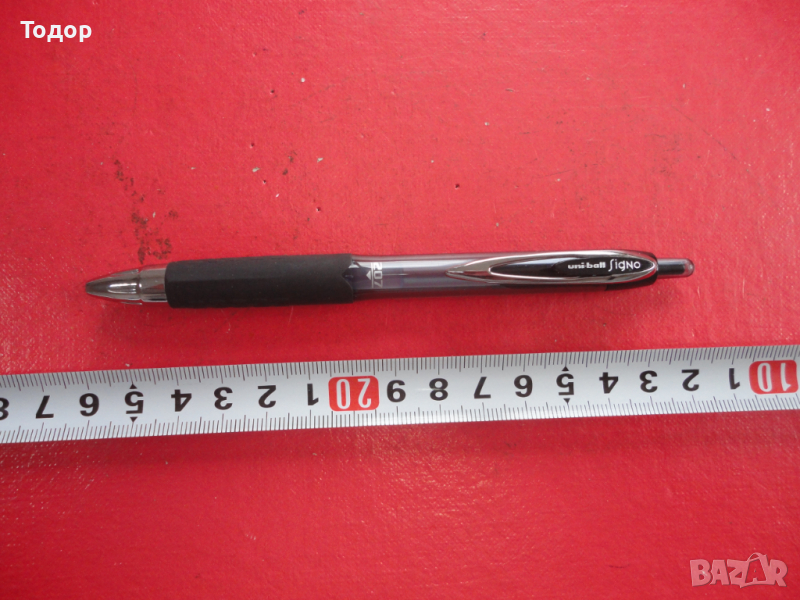 Страхотен химикал химикалка Uni Ball Signo, снимка 1