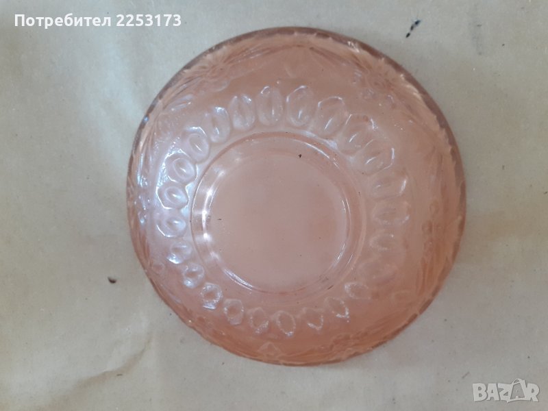 Червена соц.купа стъкло, снимка 1