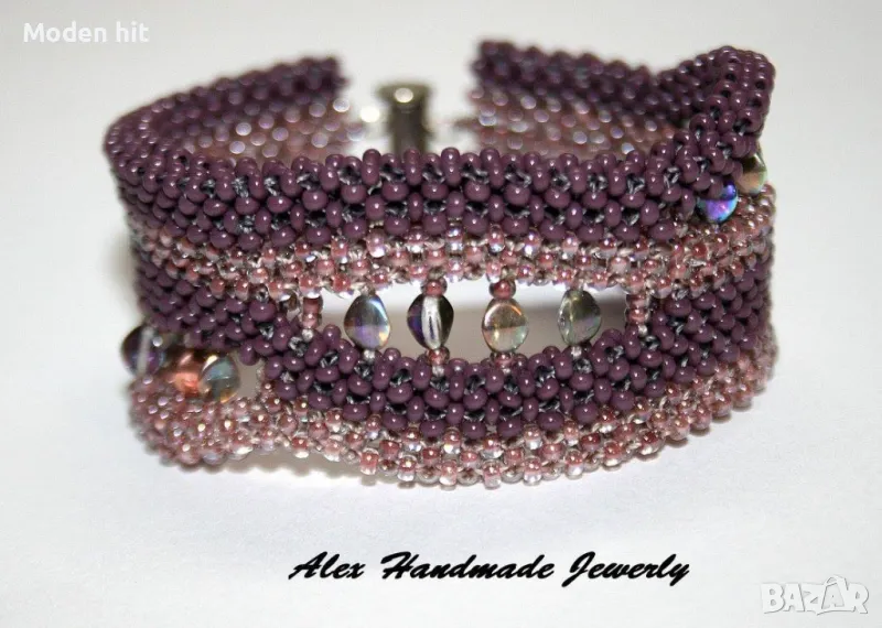Ръчна изработка. Гривна от мъниста с две лица в лилаво. , снимка 1