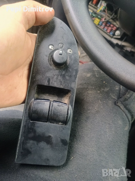 Копчета ,бутони Ел стъкла Ауди А2 820959851A, снимка 1