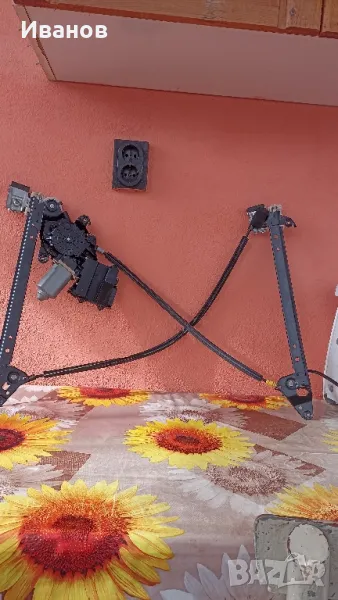 Стъклоповдигач заVw sharan /2000 -2005 г от задна дясна врата, снимка 1