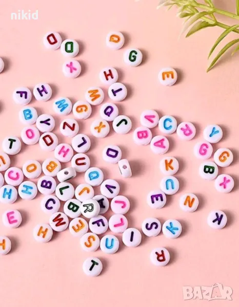 100 бр цветни Акрилни букви на латиница английски- кръгли мъниста, снимка 1