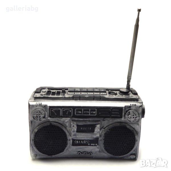 Касичка ретро касетофон – декоративна фигура от полирезин, снимка 1