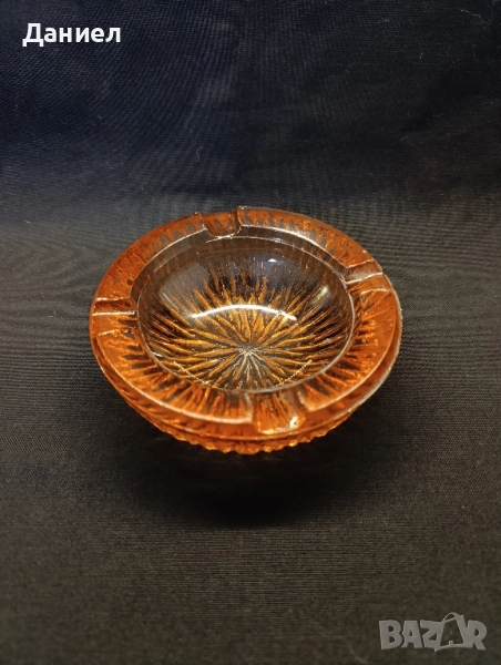 Ретро масивен стъклен пепелник., снимка 1