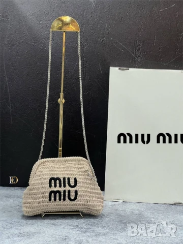 чанти Miu Miu , снимка 2 - Чанти - 50785885