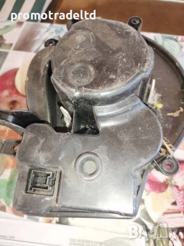 Вентилатор парно Мерцедес C220 Десен волан W203 Mercedes C180 C200 C320 , снимка 2 - Части - 51860158