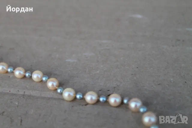 Дамско колие с естествени перли и със закопчалка от бяло  злато, снимка 4 - Колиета, медальони, синджири - 48728747