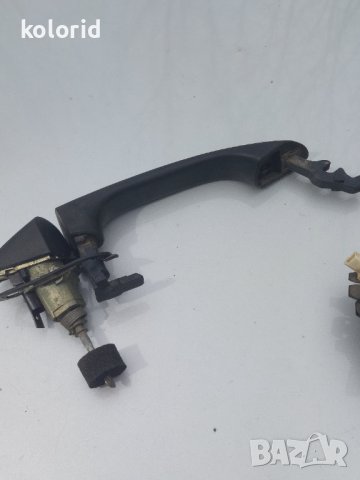 Лява външна дръжка с патрона за мерцедес w203 , снимка 3 - Автомобили и джипове - 40246661