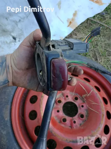 Лостчета чистачки и мигачи  Volkswagen Golf 3 , снимка 3 - Части - 49410264