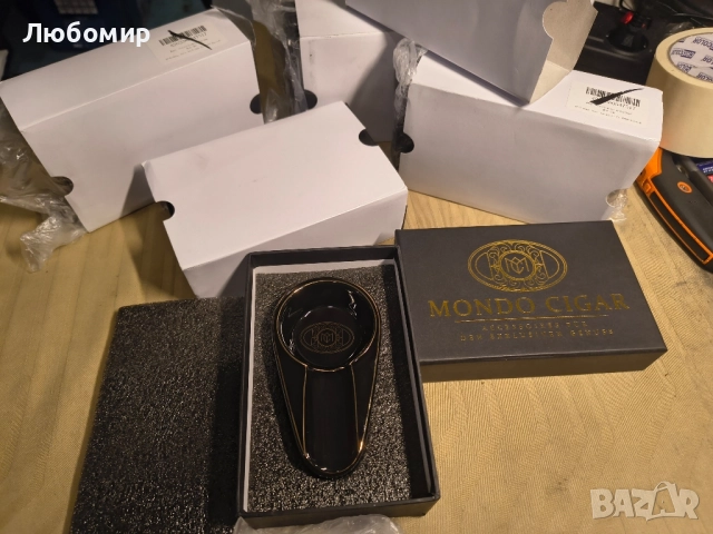Пепелник за пури, керамичен, черен – „The One“ от Mondo Cigar , снимка 3 - Други ценни предмети - 52489753