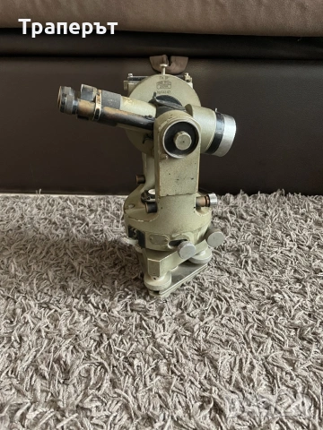 Антикварен немски теодолит