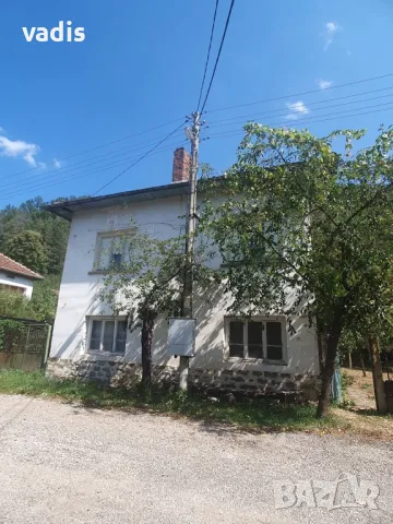 Къща в село Лопян, снимка 2 - Къщи - 48780641