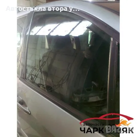 стъкло предно дясно за Ситроен Ц8 2004