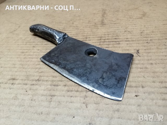 Стар Ръчно Кован Сатър / 0,6 кг. , снимка 1 - Антикварни и старинни предмети - 41554037