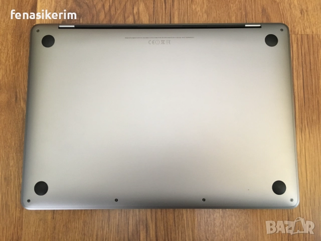 13.3' Apple MacBook Pro M1 2020 Space Grey 16GB RAM/256 GB SSD - Батерия 74 цик., снимка 3 - Лаптопи за работа - 52892047