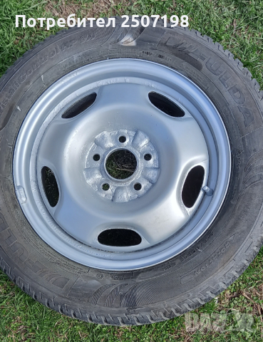 Отлични 4 зимни гуми с метални обновени джанти 215/60/16, снимка 1 - Гуми и джанти - 44700347