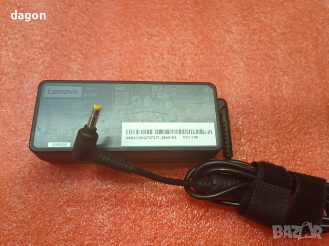 Оригинален Заxранващ адаптер Lenovo 65W, снимка 2 - Лаптоп аксесоари - 42109057