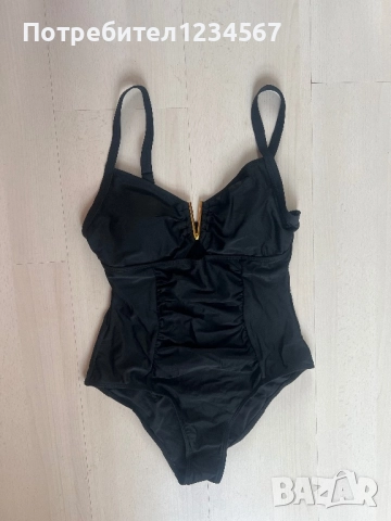 НОВ цял бански, снимка 1