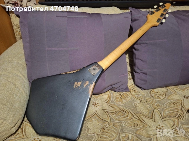 Ретро електрическа китара , снимка 9 - Китари - 53181239