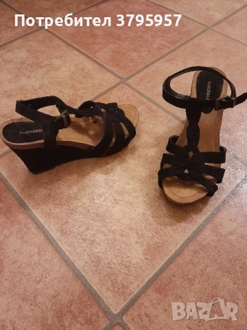 Дамски обувки , снимка 5 - Дамски обувки на ток - 51502132