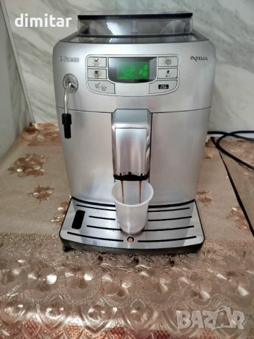 Кафе машина Saeco Intelia , снимка 2 - Кафемашини - 53776203