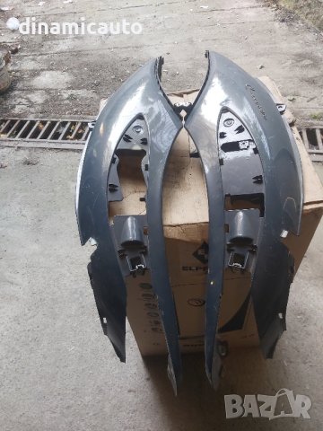 Пластмаси, Предна маска, калник за Beverly 250 i / 500 i, снимка 12 - Части - 41591196