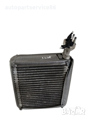 Радиатор на парното с вентилатор за Jeep Cherokee 2.8 CRD (2005)