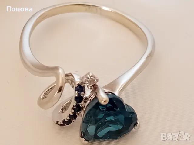 Златен пръстен с диамант ,сапфири и сърце  топаз, снимка 4 - Пръстени - 48404692